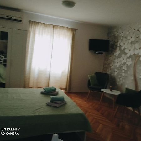 Studios Ana Mari Komiža Quarto foto