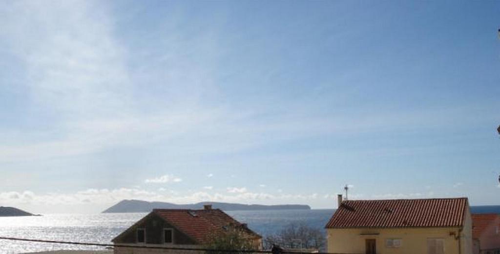 Studios Ana Mari Komiža Quarto foto