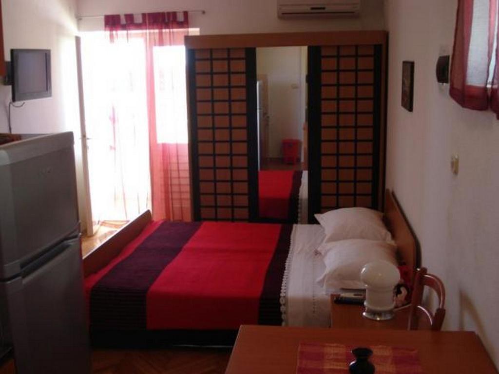 Studios Ana Mari Komiža Quarto foto